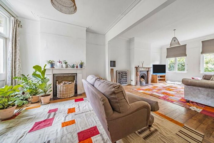 4 Bedroom Terraced House To Rent In Shenley Road, London, SE5