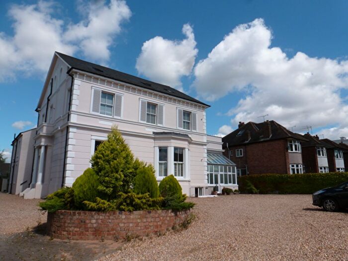 1 Bedroom Flat To Rent In Warwick Place, Leamington Spa, CV32