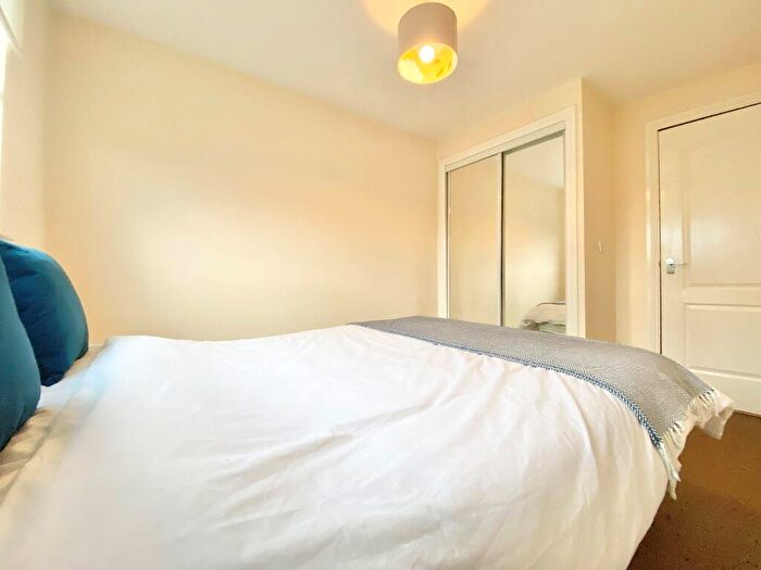 2 Bedroom Flat To Rent In Curle Street, Scotstoun, Glasgow, G14