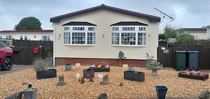 2 Bedroom Park Home For Sale In Upper Pendock, Malvern, WR13