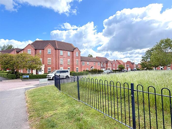 2 Bedroom Flat For Sale In Shreres Dyche, Chase Meadow (Overlooking The Lake) Warwick, CV34