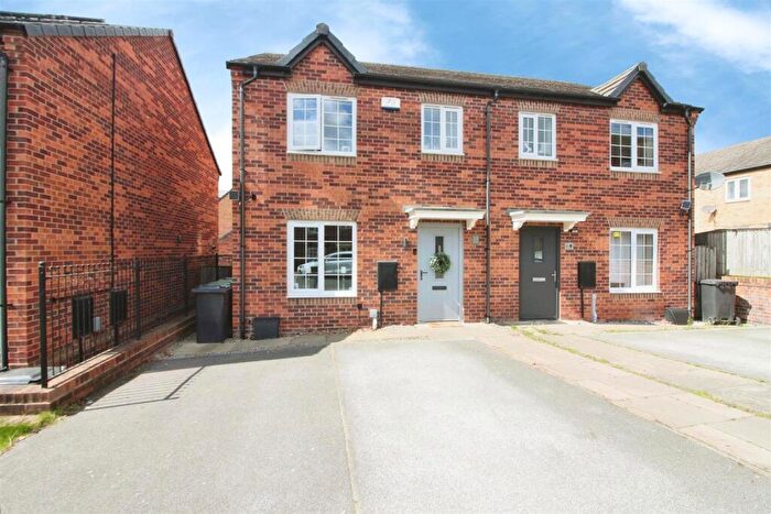 3 Bedroom Semi-Detached House For Sale In George Street, Great Preston, Leeds, LS26