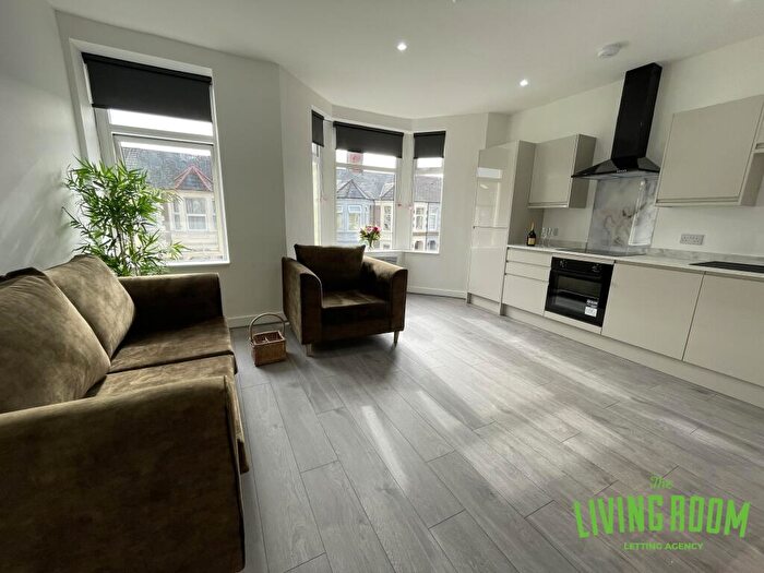 2 Bedroom Apartment To Rent In Malefant Street, Cathays, Cardiff, CF24