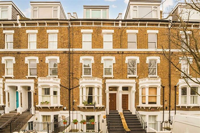 2 Bedroom Flat For Sale In Gratton Road, Brook Green, W14