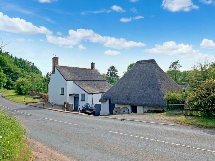 4 Bedroom Detached House For Sale In Stockleigh Pomeroy, Crediton, EX17