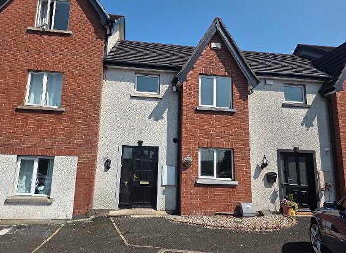 3 Bedroom Mid TownHouse For Sale In Rinvarna Court, Coleraine, BT52