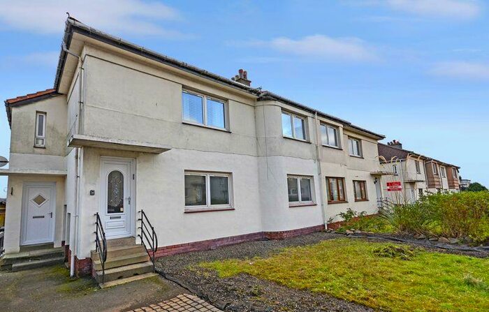3 Bedroom Flat To Rent In Kelvin Way, Kilsyth, G65