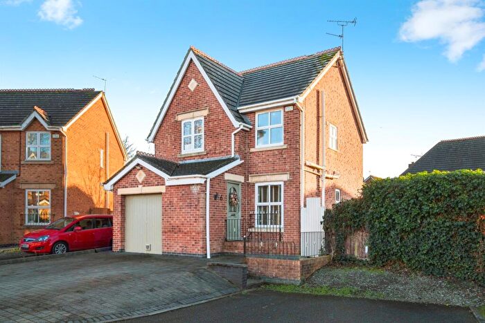 3 Bedroom Detached House For Sale In Willow Moss Close, Wirral, CH46