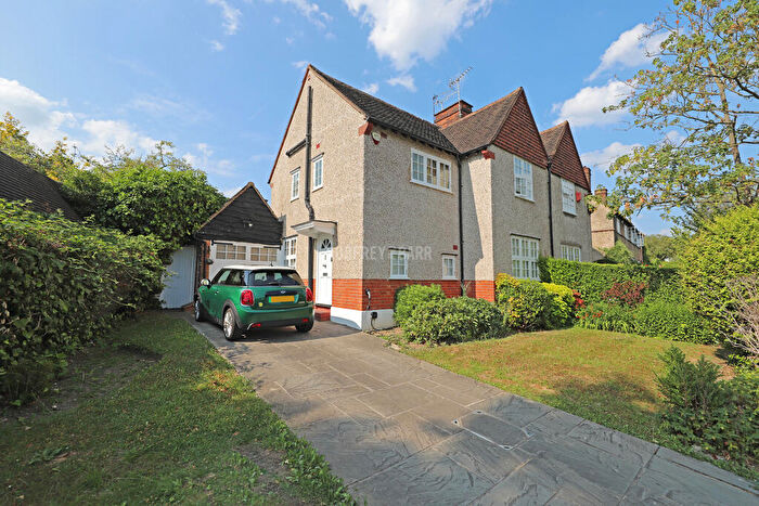 3 Bedroom Semi-Detached House For Sale In Brookland Hill, Hampstead Garden Suburb, NW11