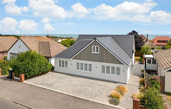 5 Bedroom Detached House For Sale In Kings Avenue, Broadstairs, Kent, CT10