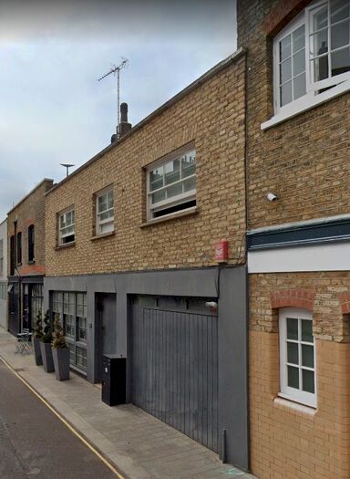 3 Bedroom Property To Rent In Devonshire Place Mews, London, W1G
