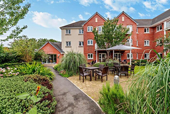 2 Bedroom Apartment For Sale In Squire Court, Raleigh Mead, South Molton, EX36