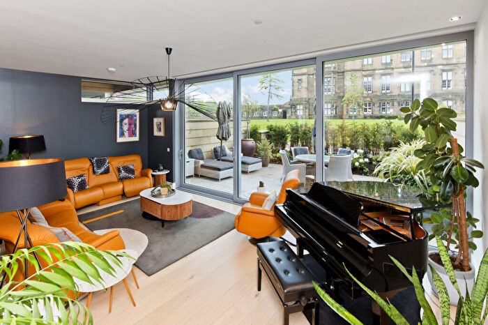 3 Bedroom Apartment For Sale In Donaldson Crescent, Wester Coates, Edinburgh, EH12
