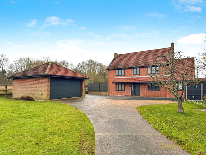 4 Bedroom Detached House To Rent In Woolnough Close, Steeple Bumpstead, Haverhill, Essex, CB9