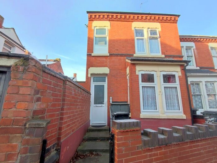 1 Bedroom Flat To Rent In Mere Road, Leicester, Leicestershire, LE5