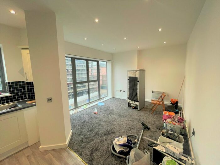 2 Bedroom Flat To Rent In Ley Street, Ilford, IG1