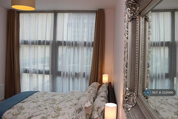 1 Bedroom Flat To Rent In London, London, E14