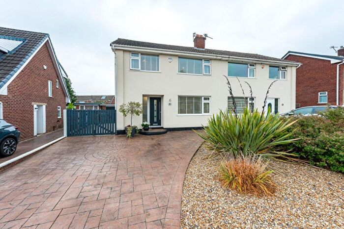 3 Bedroom Semi-Detached House For Sale In Wyre Drive, Worsley, M28