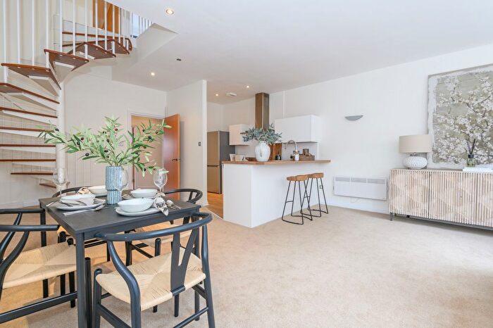 2 Bedroom Flat To Rent In St. Pauls Street, Leeds, LS1