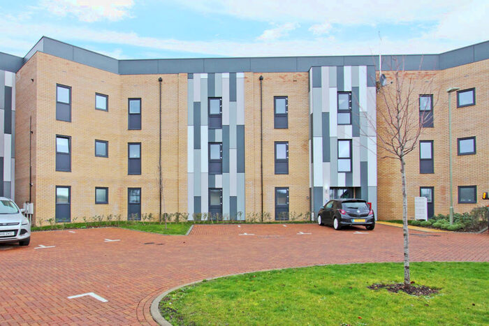 2 Bedroom Flat To Rent In Brocade Road, Andover, SP11