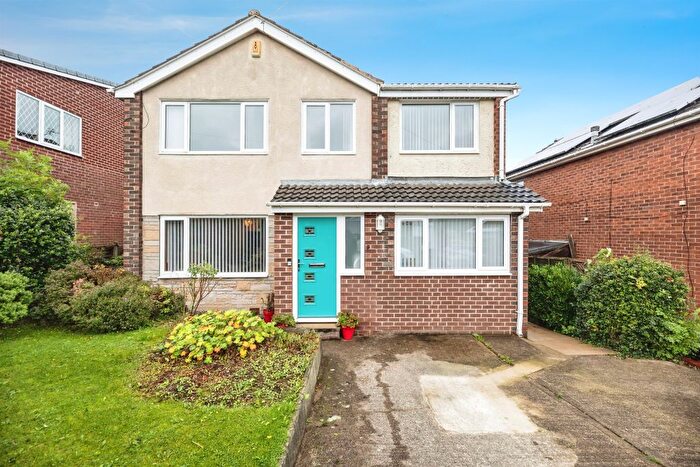 4 Bedroom Detached House For Sale In Ashdene Crescent, Crofton, Wakefield, WF4