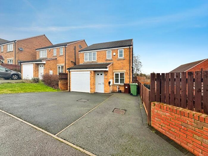 3 Bedroom Detached House To Rent In Seven Hill Way, Morley, Leeds, West Yorkshire, LS27