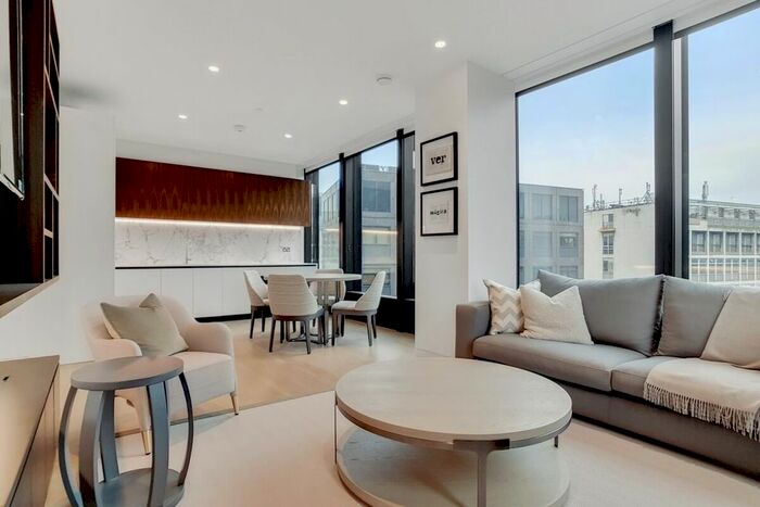 1 Bedroom Flat To Rent In Buckingham Gate, London, SW1E