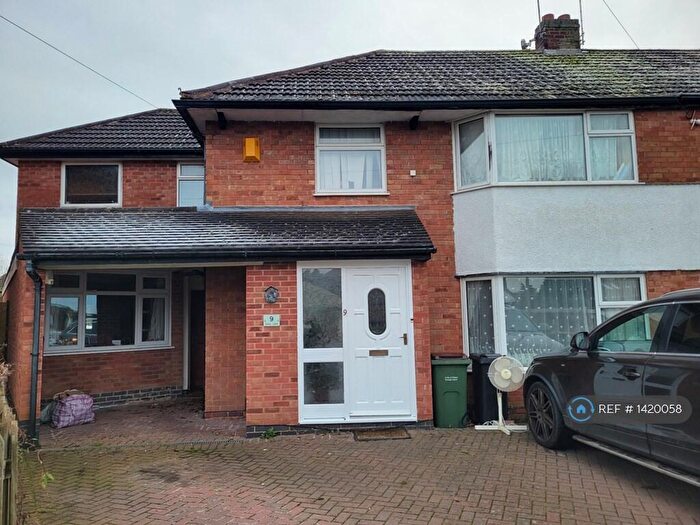 4 Bedroom Semi-Detached House To Rent In Drury Lane, Leicester, LE2