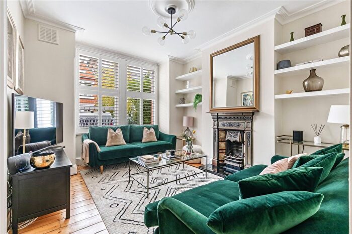 1 Bedroom Flat For Sale In Credenhill Street, London, SW16