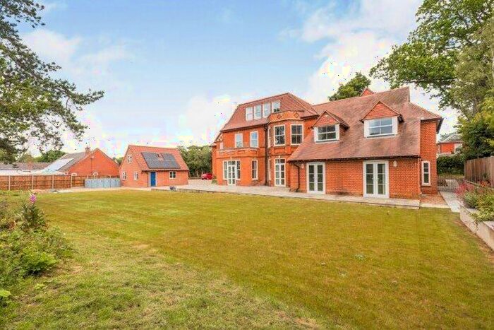 3 Bedroom Flat To Rent In Yarmouth Road, North Walsham, NR28