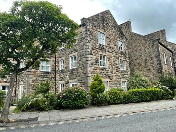 1 Bedroom Flat To Rent In Highmount Court, High Street, LA1