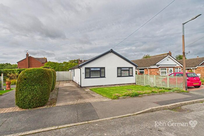 3 Bedroom Detached Bungalow For Sale In Yew Tree Road, Rosliston, DE12