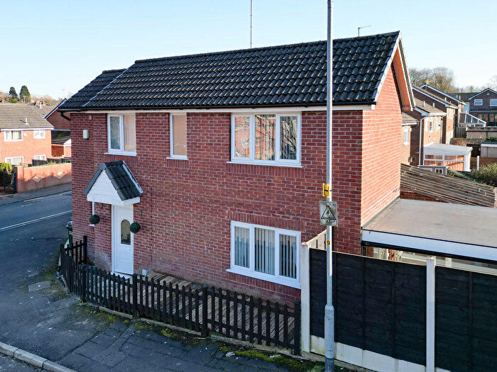 2 Bedroom Detached House For Sale In Melbourne Close, Rochdale, OL11