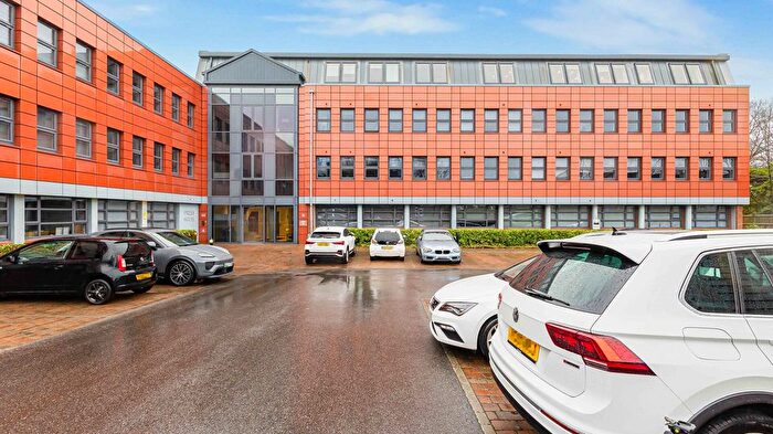 1 Bedroom Flat For Sale In Crest View Drive, Petts Wood, Orpington, BR5