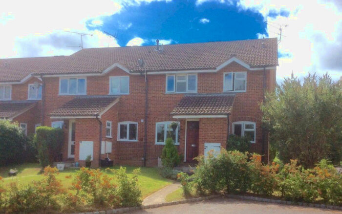 2 Bedroom Terraced House To Rent In Cumberland Way, Wokingham, Berkshire, RG41
