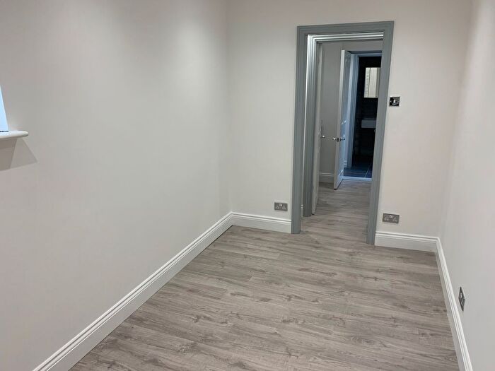 Studio To Rent In Beresford Drive, Woodford Green, IG8