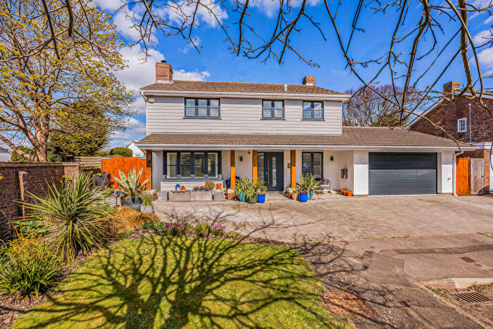 4 Bedroom Detached House For Sale In Compass House, West Wittering Nr Beach, PO20