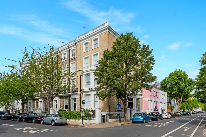 2 Bedroom Flat To Rent In Cathcart Road, London, SW10