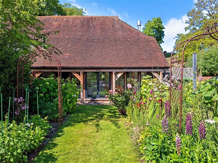 2 Bedroom Barn Conversion For Sale In Boyton Court Road, Sutton Valence, Maidstone, Kent, ME17