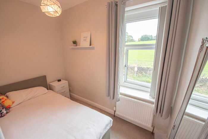 2 Bedroom Cottage For Sale In Colne Road, Cowling, BD22