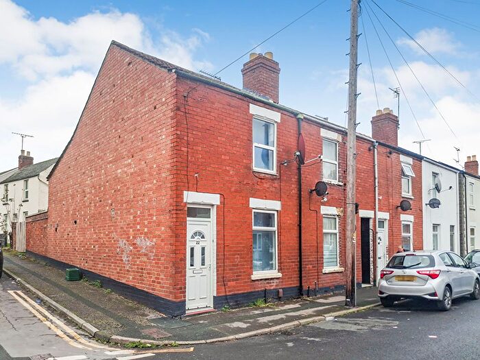3 Bedroom End Terrace House For Sale In Dynevor Street, Gloucester, GL1
