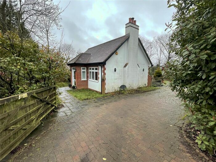 3 Bedroom Detached House To Rent In Totteridge Common, Totteridge, Greater London, N20