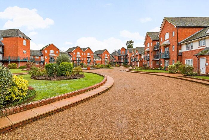 1 Bedroom Flat To Rent In Knights Place, St Leonards Road, SL4