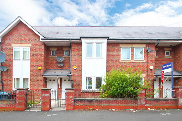 3 Bedroom Town House To Rent In Bankwell Street, Hulme, Manchester, M15