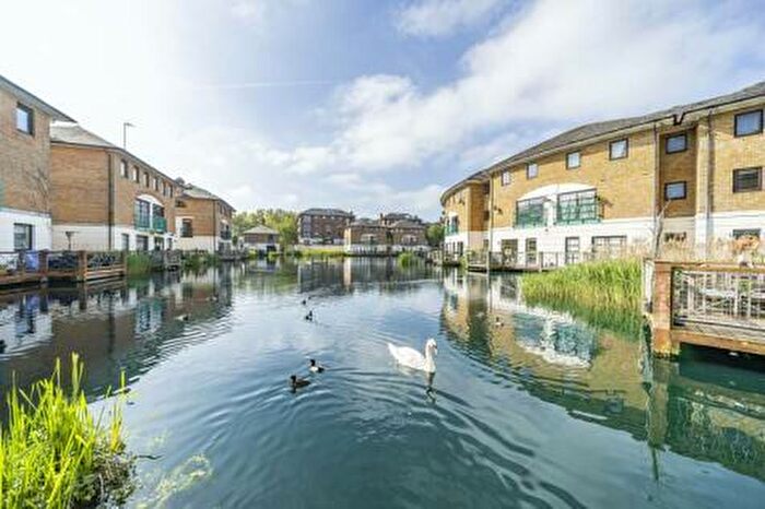 3 Bedroom House To Rent In Dock Hill Avenue, Canada Water, SE16