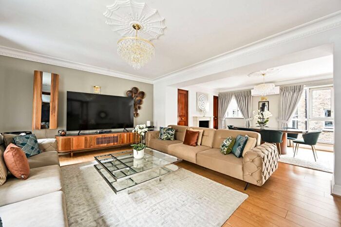 5 Bedroom Terraced House To Rent In Brick Street, Mayfair, London, W1J