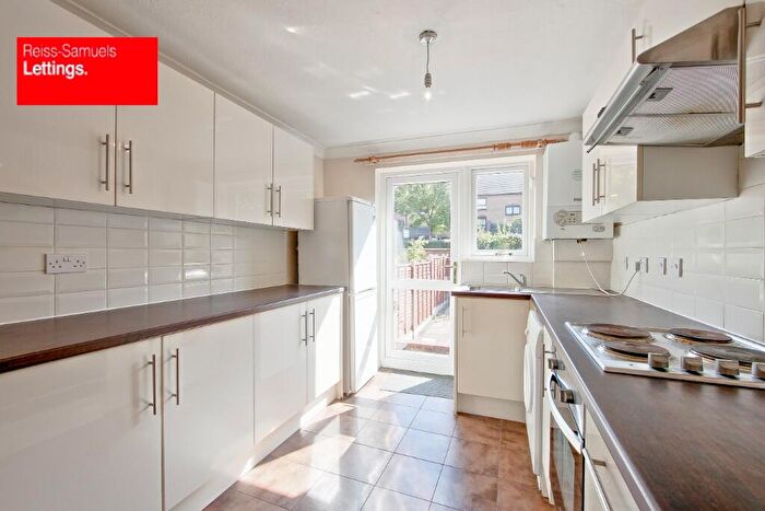 4 Bedroom Terraced House To Rent In Manchester Road, London, E14