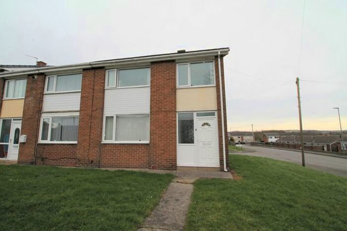 3 Bedroom End Of Terrace House To Rent In Lambourne Close, Bournmoor, Houghton Le Spring, DH4