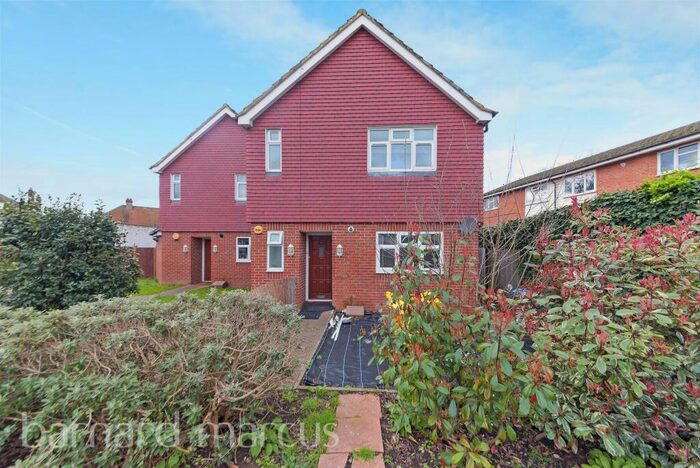 3 Bedroom House To Rent In Commonside East, Mitcham, CR4