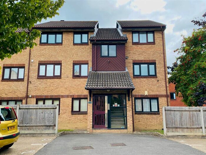 1 Bedroom Flat To Rent In Adams Way, Croydon, CR0